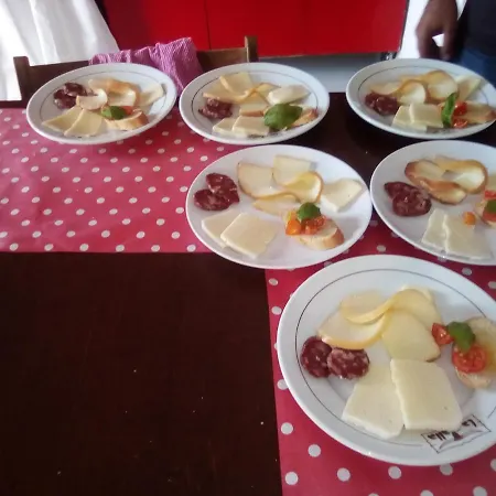 Homestay Peace In Restaurant